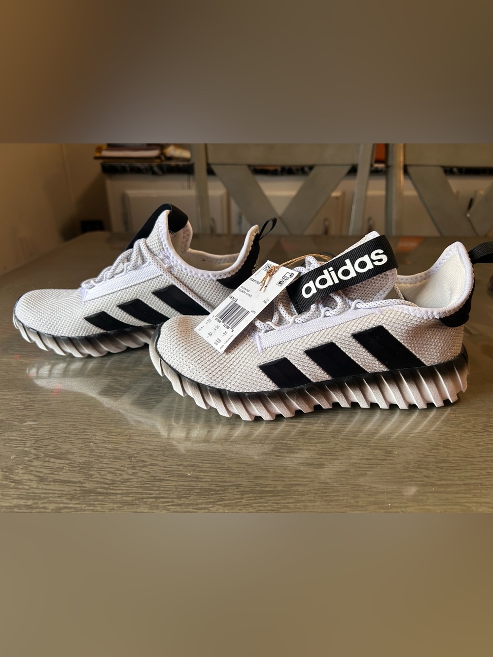Adidas Kaptir 3S K Kids Shoes Size 4Y White Black NWT Minor Flaw